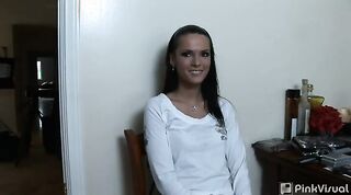 interviewer with cámara chatting