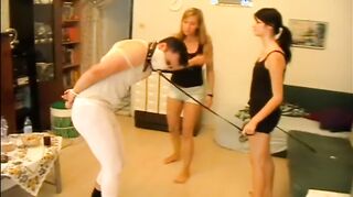 cachonda mistresses disfruta torturing