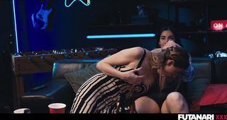 grandes pechos milf lesbianas