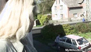 chubby mature wants cock