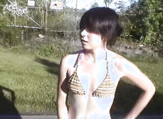 teen thrasher rides her