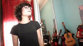 dark-haired cerebrito arte modelo